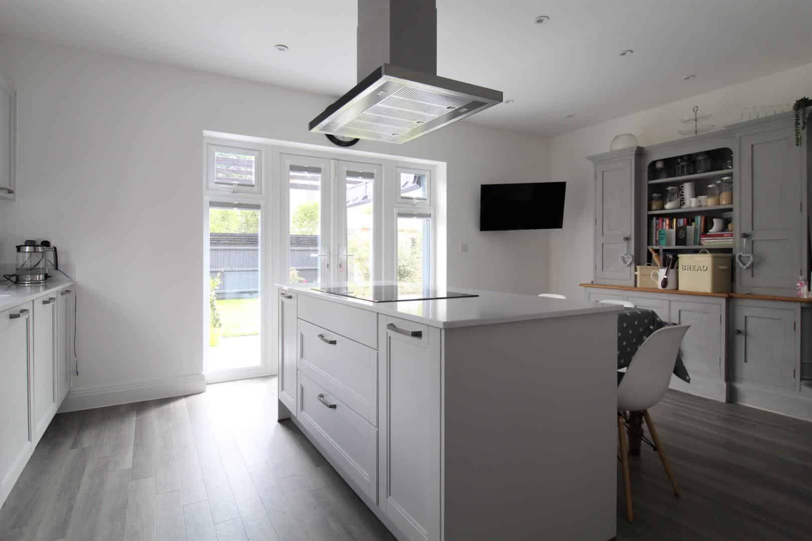 Kitchen/ Breakfast Room