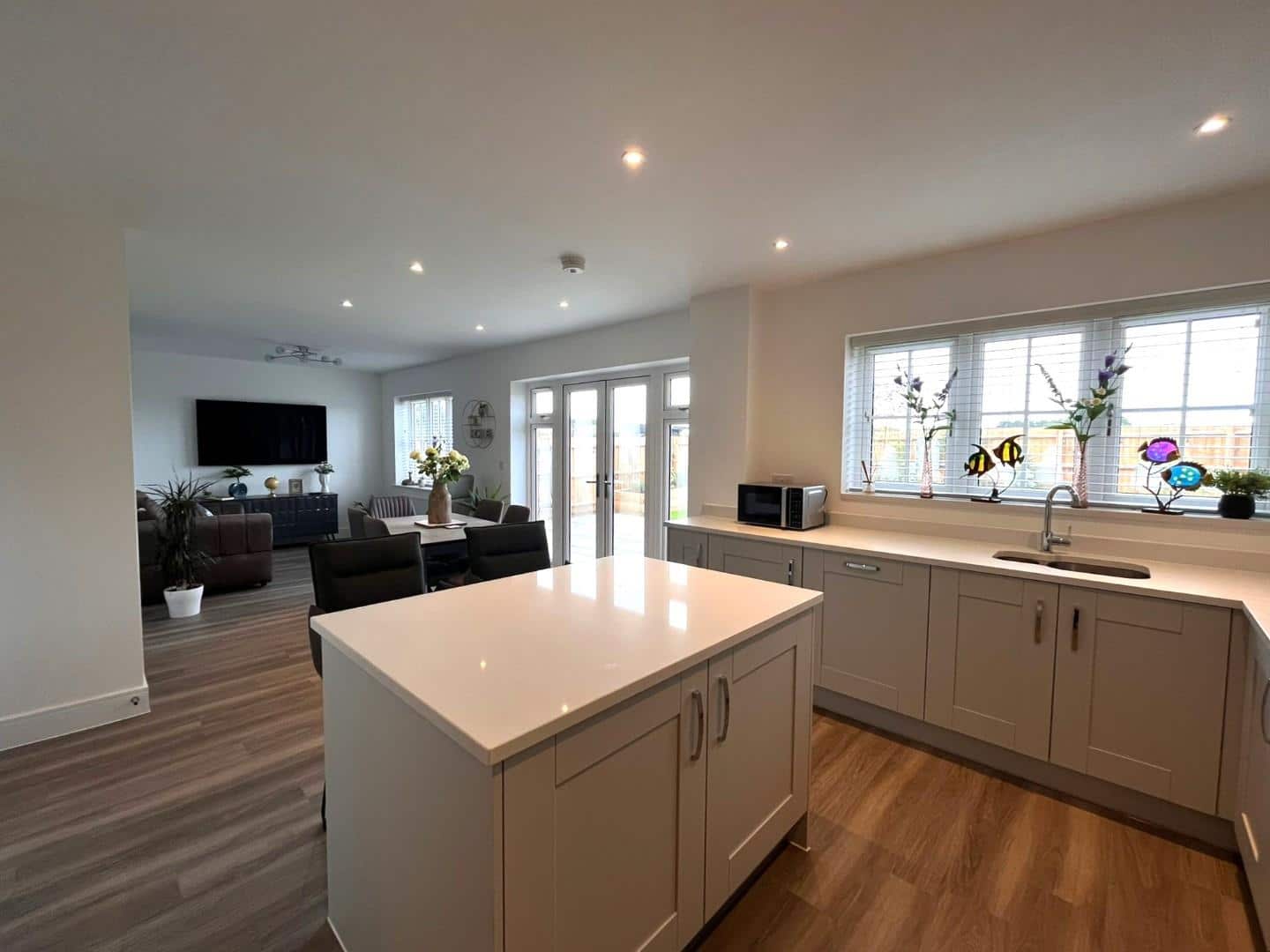 WhatsApp Image 2022-09-28 at 1.03.31 PM.jpeg