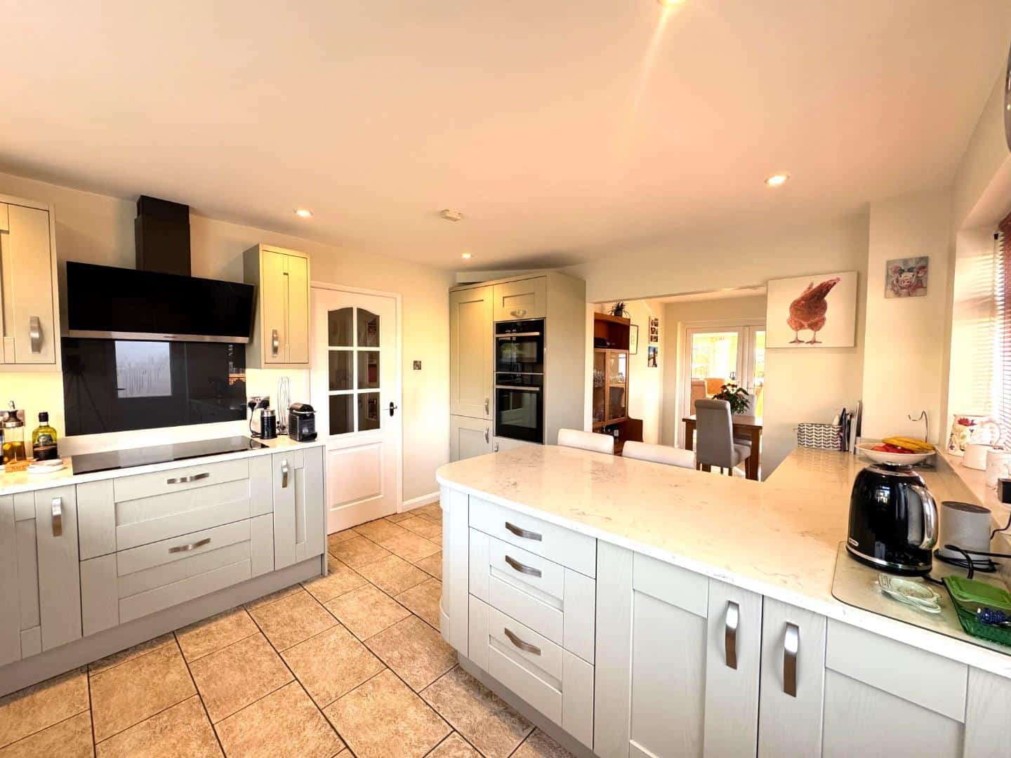 Kitchen/Breakfast Room